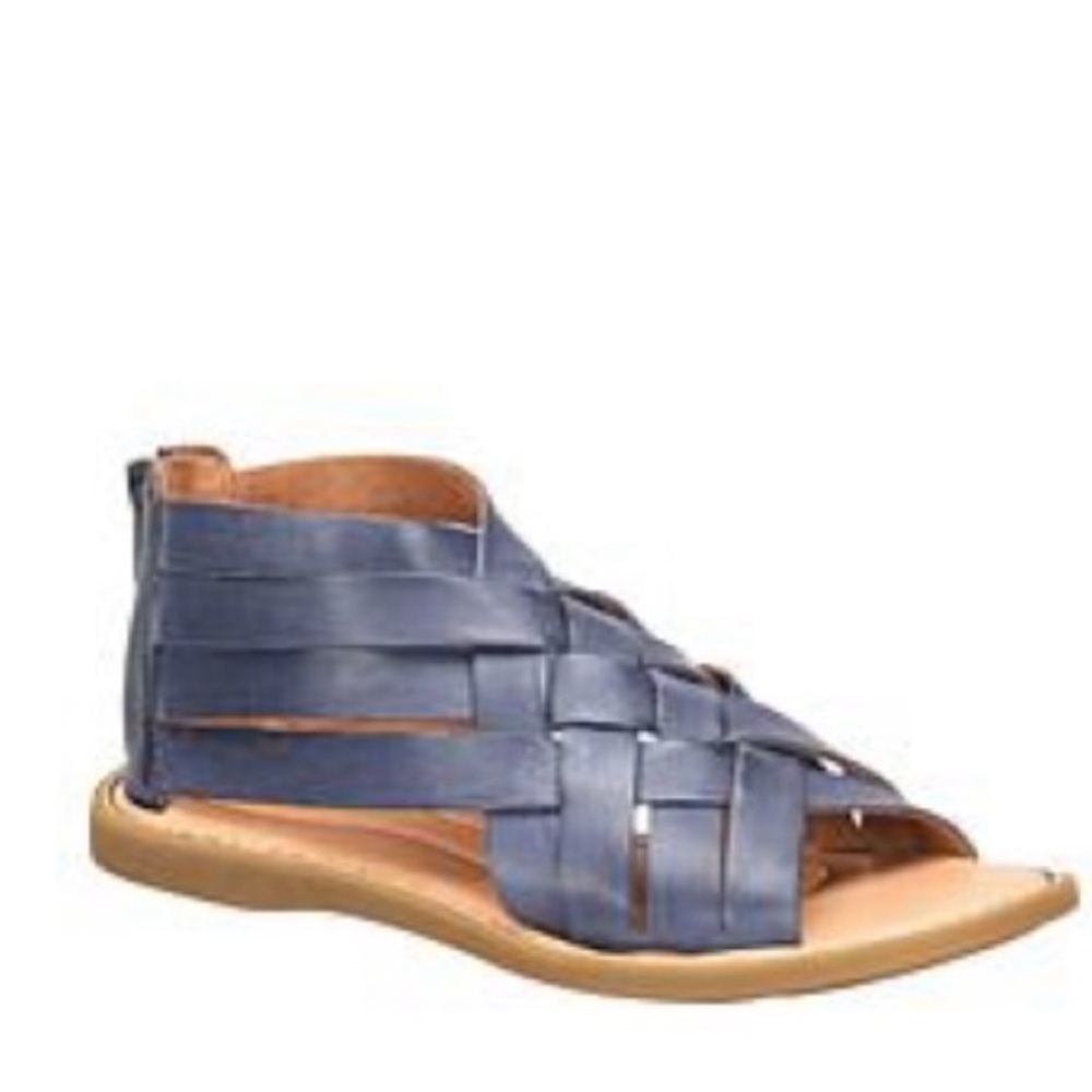 BORN IWA STRAPPY LEATHER SANDAL